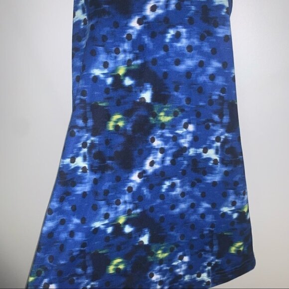 Lululemon Cool Racerback Tank Top Sapphire Blue‎ White Black Polka  Dot Size 2 - Picture 3 of 9